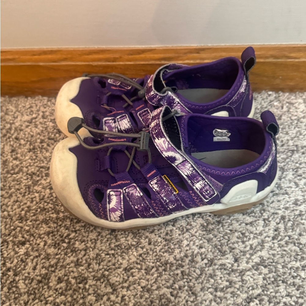 Keen Girls Purple/English Lavender Knotch Creek Sandals Size 13